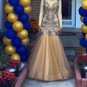 Terani coulture gold dress mermaid style
